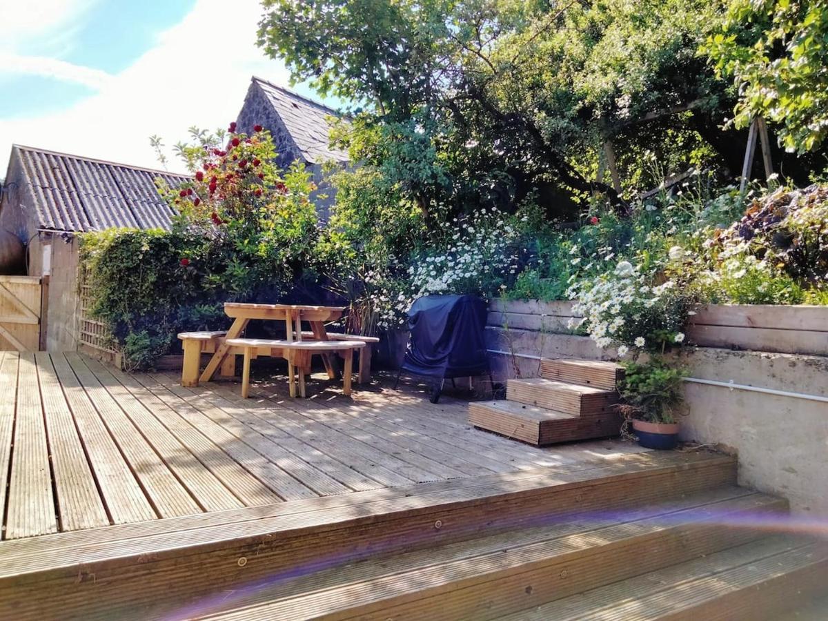 Midden Manor Country Stay On A Working Dairy Farm Ballymena Dış mekan fotoğraf