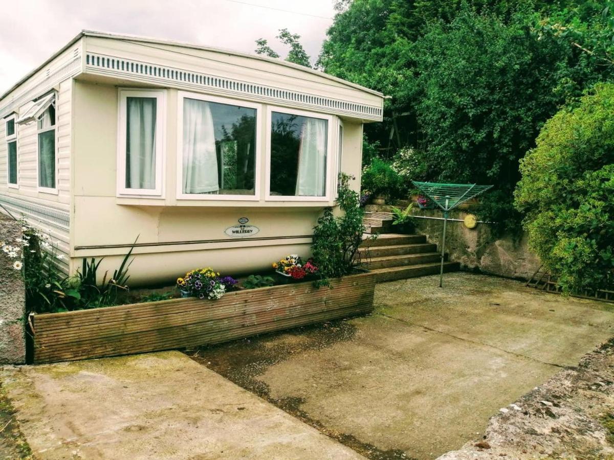Midden Manor Country Stay On A Working Dairy Farm Ballymena Dış mekan fotoğraf